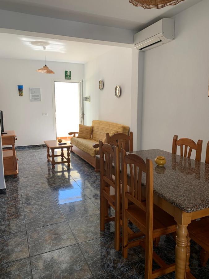 エル・ポソ・デ・ロス・フライレスVivienda Rural Manoloアパートメント エクステリア 写真